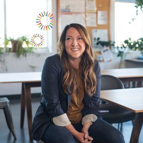 Neurodivergente professional voelt zich overweldigd of onbegrepen op werk